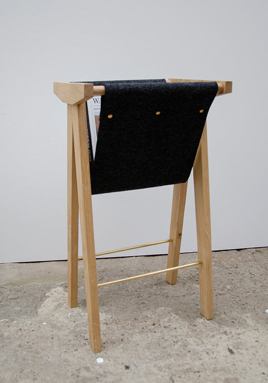 Magazine Stand