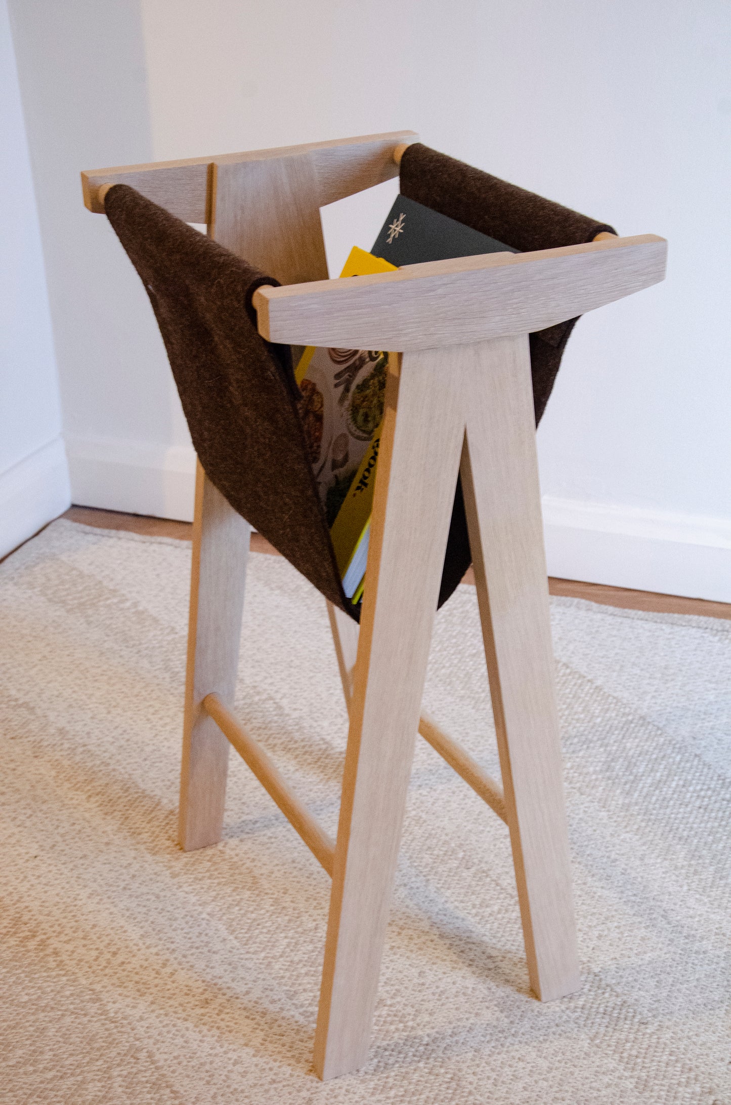 Magazine Stand - Whitewashed oak